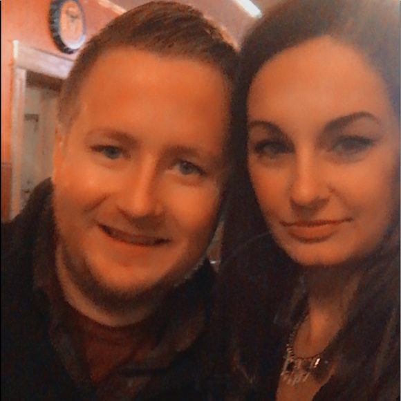 Meet your Posher, Alyssa - Picture 1 of 1